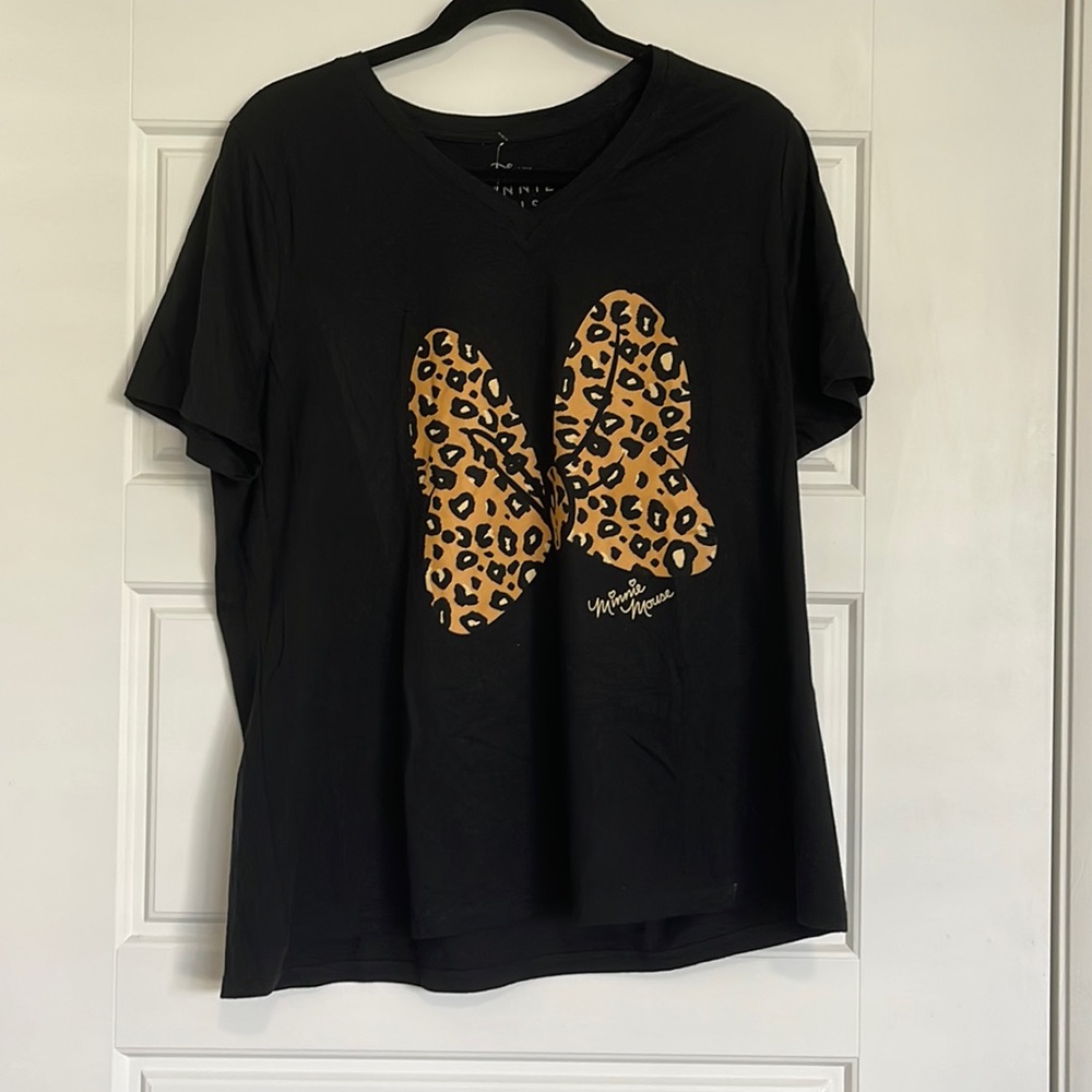 BNWT Minnie Mouse shirt